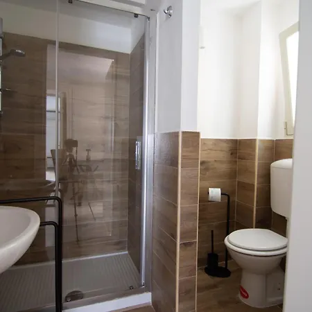 A Calat'i Jurici شقة